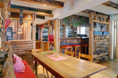 Innenansicht Gaststätte Löwen Neuhausen auf den Fildern